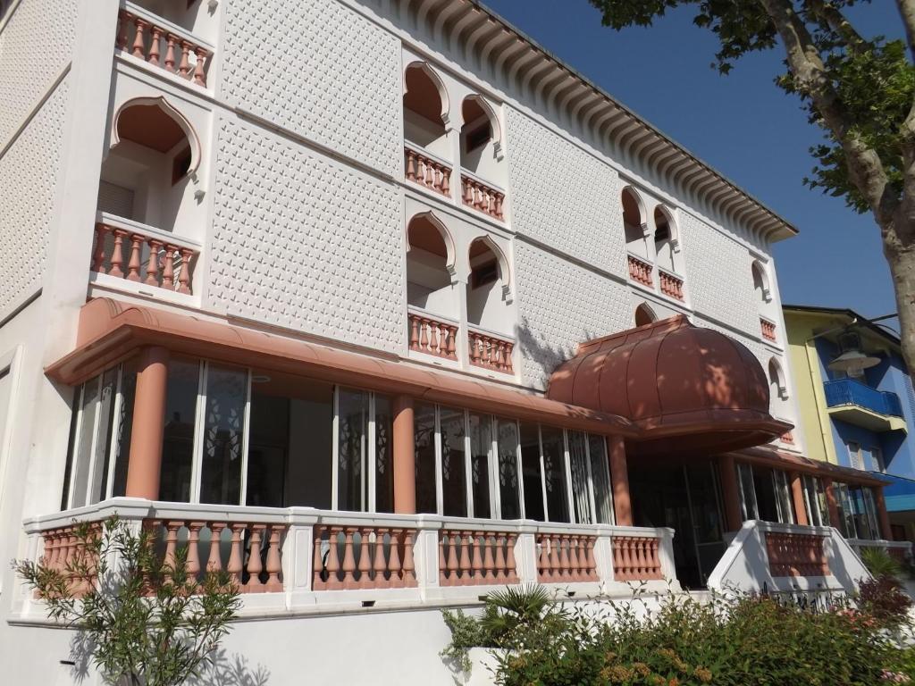 Hotel Victory Cesenatico Kültér fotó