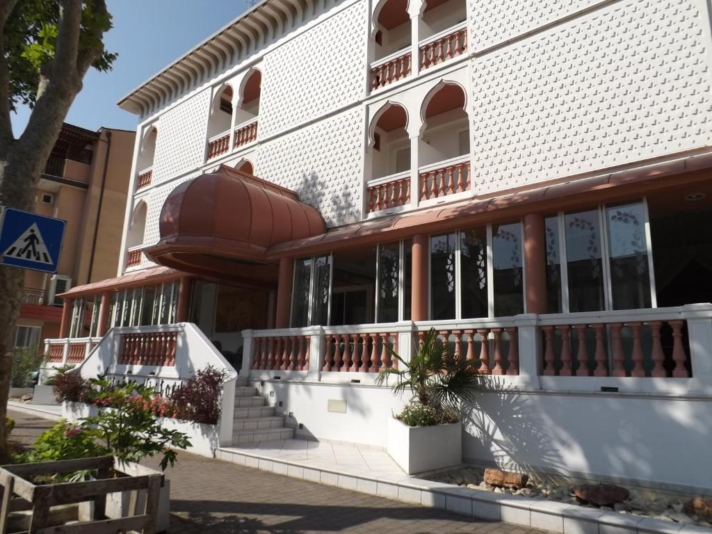 Hotel Victory Cesenatico Kültér fotó