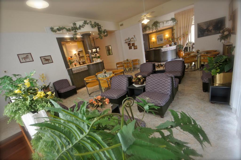 Hotel Victory Cesenatico Kültér fotó